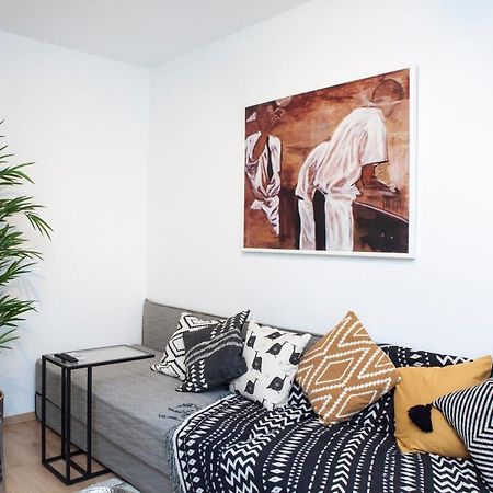 Alterra Vita City Apartment Tesalonika Bagian luar foto