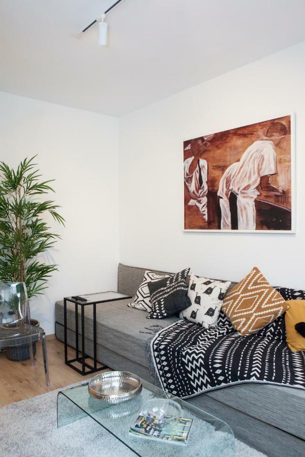 Alterra Vita City Apartment Tesalonika Bagian luar foto