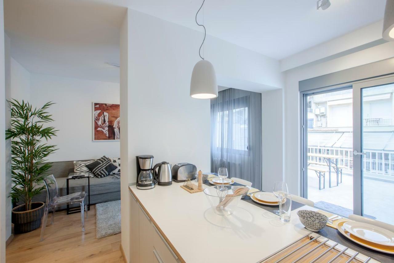 Alterra Vita City Apartment Tesalonika Bagian luar foto