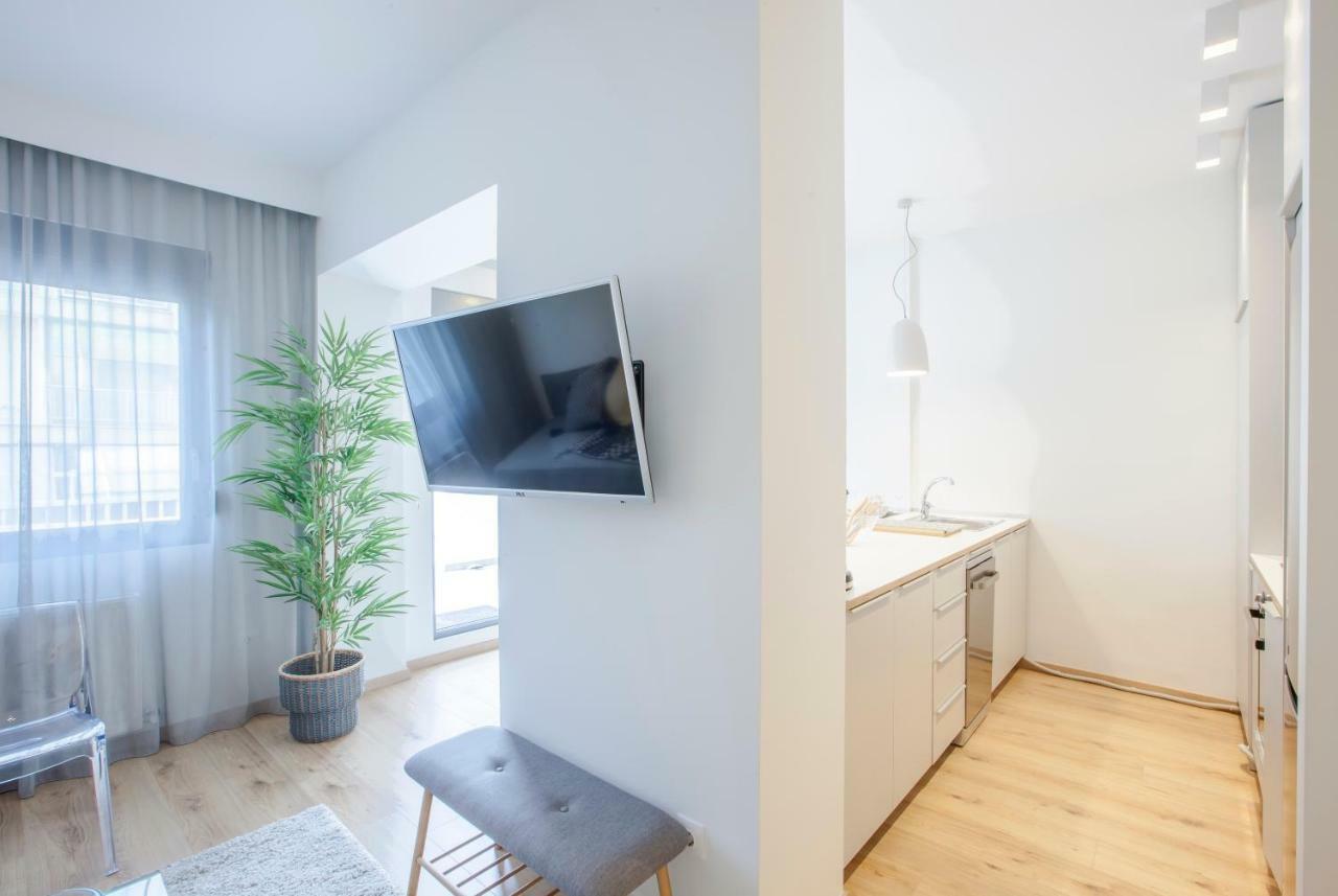 Alterra Vita City Apartment Tesalonika Bagian luar foto